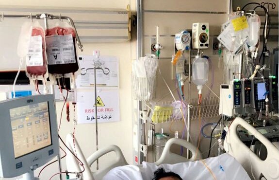 لاتغتروا بهدوء تلك الممرات في المستشفيات
فخلف تلك الأبواب التي ترونها مرضى يتألمون ولايعلم بحالهم الاالله
اللهّم أنت الشاف أنزل شفائك على من مسّه الضر
اللهّم اشفي وعافي كل مريض يتألم ولايعلم بضعفه إلاأنت
اللهم سخر للمرضى الكوادر الطبية وأجعل العافيه تسري بأجسادهم
<a href="/AbduallhAlmohim/">Ⓜ️عبدالله سليمان المحيميد</a>