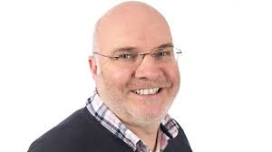 Keepitcash's tweet photo. Keep it CASH will be on BBC Radio Humberside on the fantastic Burnsy show Monday 3rd December at 11:30am ... Including: Musical discussion with the knowledgeable Mr Burns, Keep it CASH tour stories, plans for 2019 and live KiC performance. https://t.co/JYhX30Di05