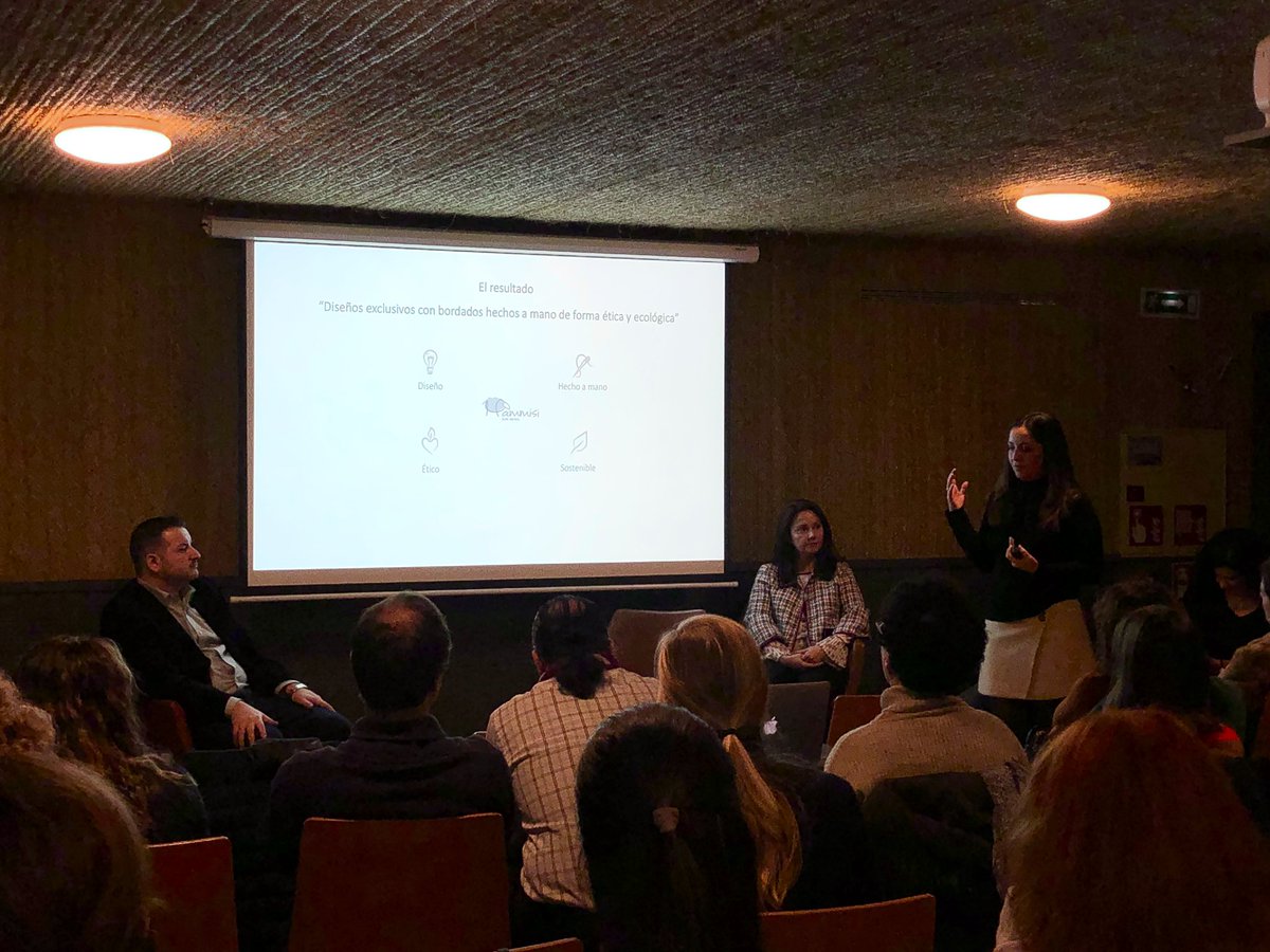 #JornadasAcotex sobre "Pilares y Beneficios de la Moda Sostenible"

Diana Ramirez, Diseñadora y fundadora de <a href="/Mammisi_es/">Mammisi</a> ➡ "Es esencial pensar y crear un producto que tenga algo más, porque todos tenemos algo que aportar.”

#JoinToEnjoyFashion #ModaSostenible #SlowFashion