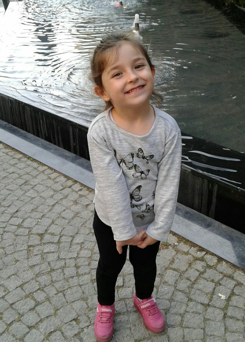 BURSA 

Meryem (4.5) kronik astım hastası, düzenli bir bakım ve kontrol gerekiyor. Anne Elif GÜRHANLI
20 Eylül 2018 de gözaltına alındı ve tutuklandı. 30 Kasım'da mahkemesi var. Sn <a href="/gergerliogluof/">Ömer Faruk Gergerlioğlu</a> Meryem'in Annesine ihtiyacı var.