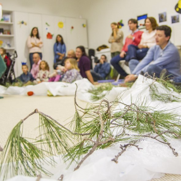 thyssenmalaga's tweet photo. Abierto el plazo de inscripción para las actividades educativas de #Navidad🎄"Cuentos por Navidad", "Iniciación musical: Los ritmos de la Navidad", "Museo de Navidad: Pasen y vean".👉🏼https://t.co/in5NlAMchj #música #cuentos, #MuseoDeNavidad, #Málaga #museos https://t.co/xlPE0GOTcX