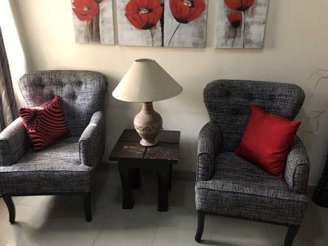 lilybhee's tweet photo. @OgbeniDipo Get 👇
affordable customised items like mugs &amp; throwpillows as gifts for yours loved ones, colleagues, boss etc...

..your home revamped for as low as 25k...

..up to 5 bedsheets for 15k!.

Slide into the dm to get these deals or Call/whatsapp 08085073950

#MSMEThursdayWithDipo https://t.co/seMG9h9XFa