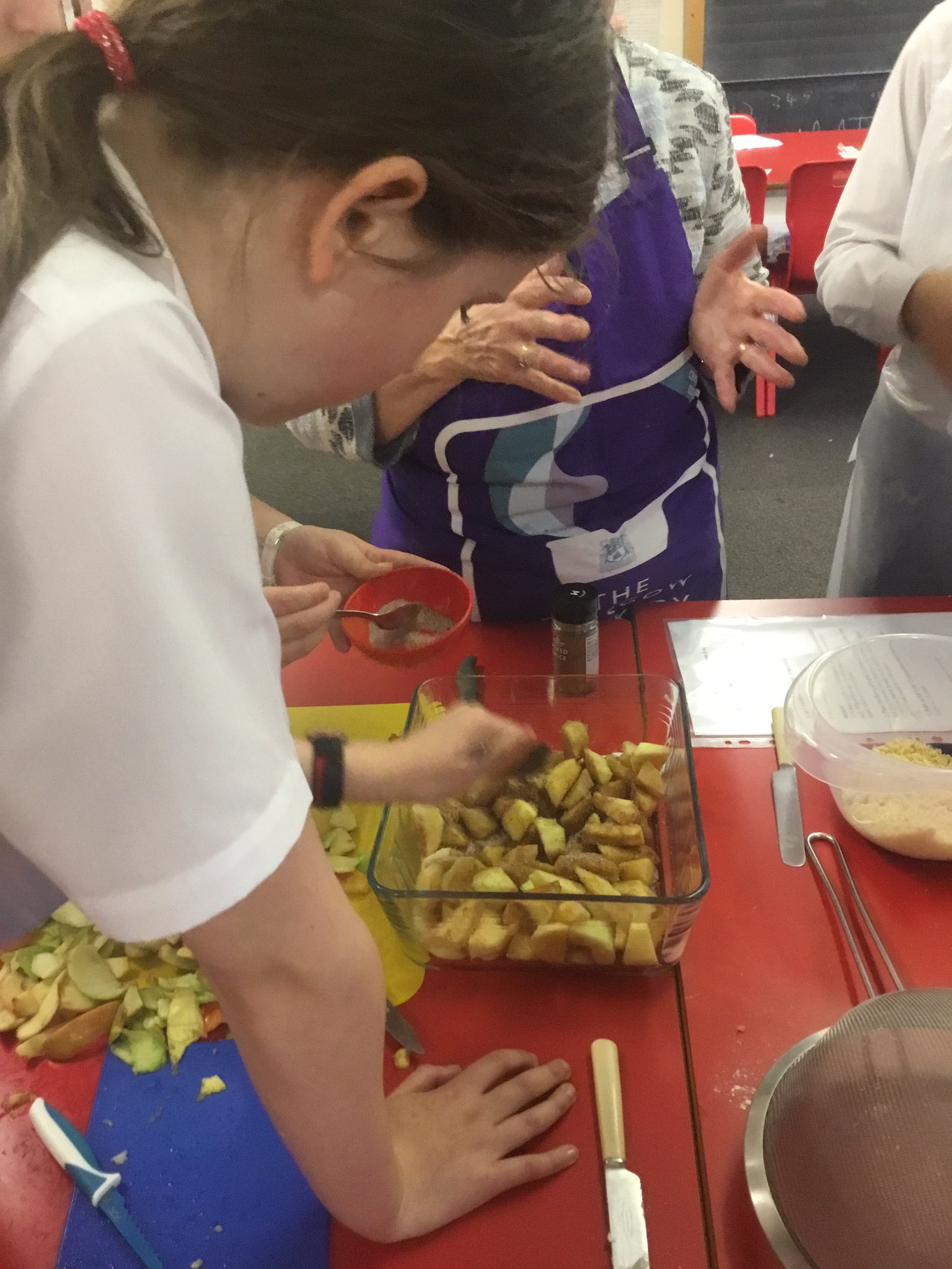 Giffnock PS on Twitter "Yummy wartime desserts crumble semolina 
