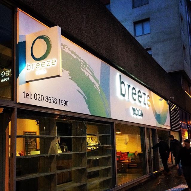 MoodSigns's tweet image. A breeze of a project, completed yesterday for Breeze Yoga Ltd in a windy Beckenham. #thepossibilitiesareendless #moodsigns #signage #signs #retailsignage #commercialsignage #architecturalsignage #design #signmakers #corporatesignage #bespokesigns