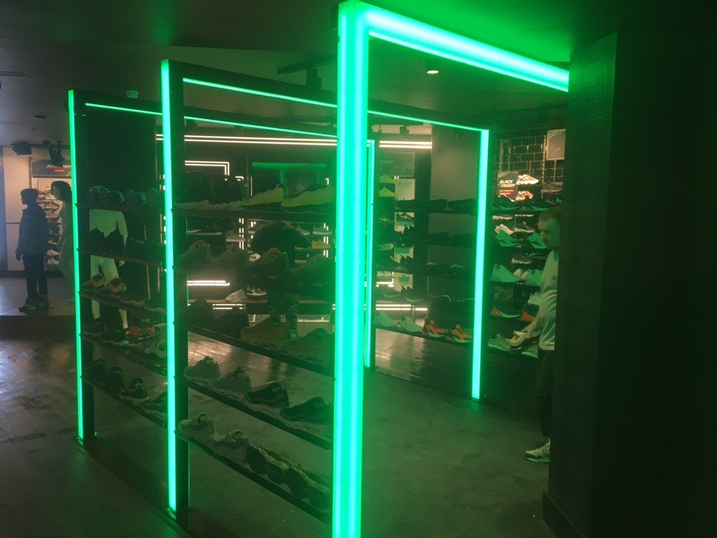 LEDsite_'s tweet image. Another successful project by LEDsite!! Take a look at the Bespoke LED Goal Posts we made for @Footasylum in Brighton. Each Goal Post can be controlled individually or as a set and the colour changed to suit which ever brand they have on display. #LED #RGBW #LEDsite #FootAsylum