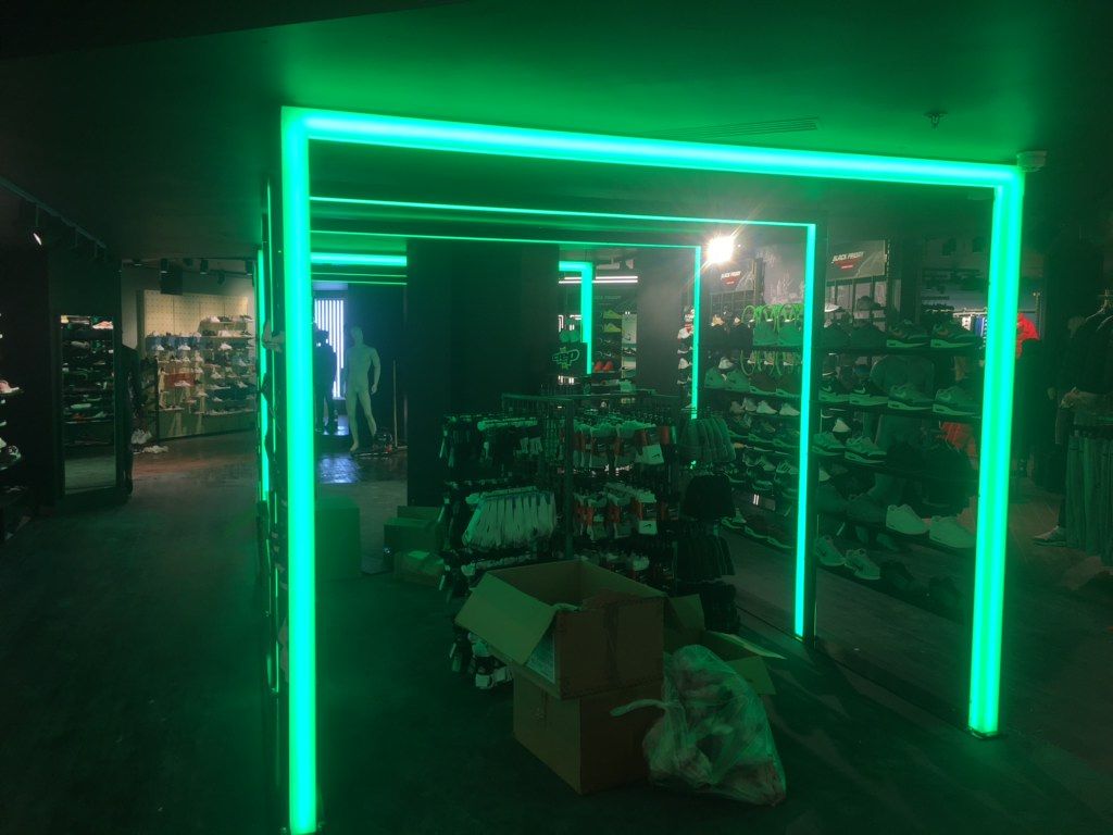 LEDsite_'s tweet image. Another successful project by LEDsite!! Take a look at the Bespoke LED Goal Posts we made for @Footasylum in Brighton. Each Goal Post can be controlled individually or as a set and the colour changed to suit which ever brand they have on display. #LED #RGBW #LEDsite #FootAsylum
