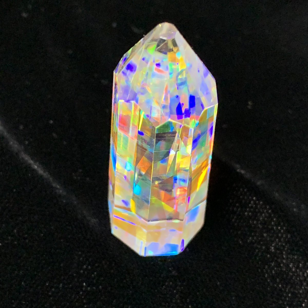 モナジー工房 ｢虹の結晶｣積層ガラス研磨アクセサリー専門制作