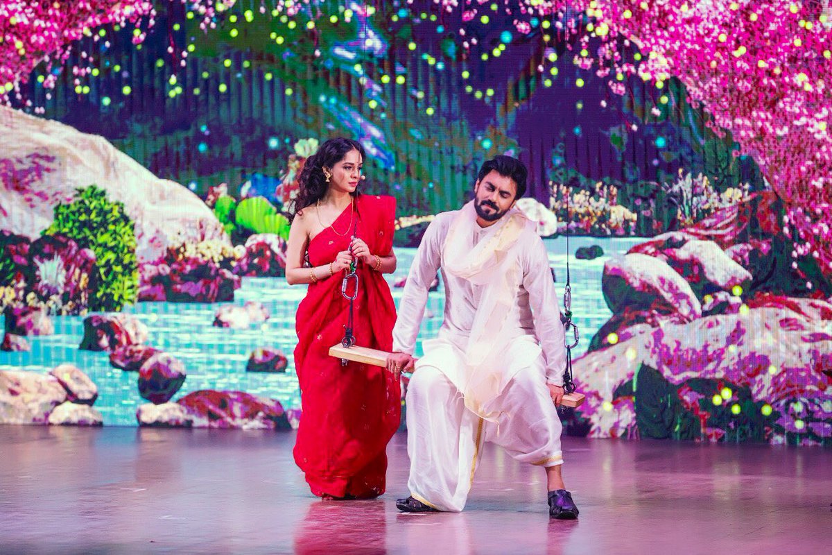 Gaurav Chopra (@gauravchopraa) on Twitter photo #immersed
#Devdas and #Paro
#DevParo
Can you hear the music ?
#actorslife
<a href="/Morpannkh/">Sukhada Khandkekar</a> #immersed
#Devdas and #Paro
#DevParo
Can you hear the music ?
#actorslife
<a href="/Morpannkh/">Sukhada Khandkekar</a>