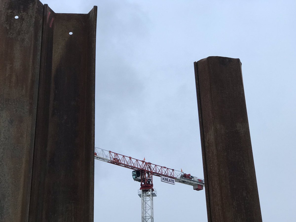 SamiKRantala's tweet photo. Nosturit kaupungin yllä... Tampereen kansi- ja areenahankkeen rakennustyöt täydessä vauhdissa talven kynnyksellä https://t.co/Y06tKYDDSb