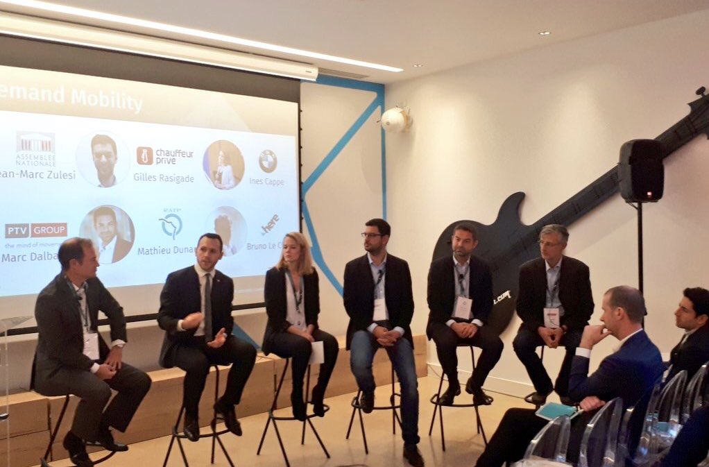 RATPGroup_Terr's tweet image. [#Innovation] Mathieu Dunant, Directeur de l’innovation de @RATPgroup participe ce matin au Forum sur la mobilité urbaine de @here pour échanger sur les enjeux de la #LoiMobilités, avec @jmzulesi, Député et membre de la Commission du développement durable #BetterCity