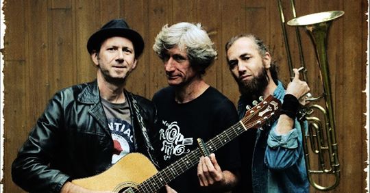 InfoGroupe's tweet image. Gilles de Suez Music, auteur-compositeur, interprète ses chansons blues-folk électro-acoustiques, atmosphériques et nomades, en formule duo/trio ou même en solo selon les envies. info-groupe.com/gillesdesuez/ #gillesdesuez #compositeur #blues