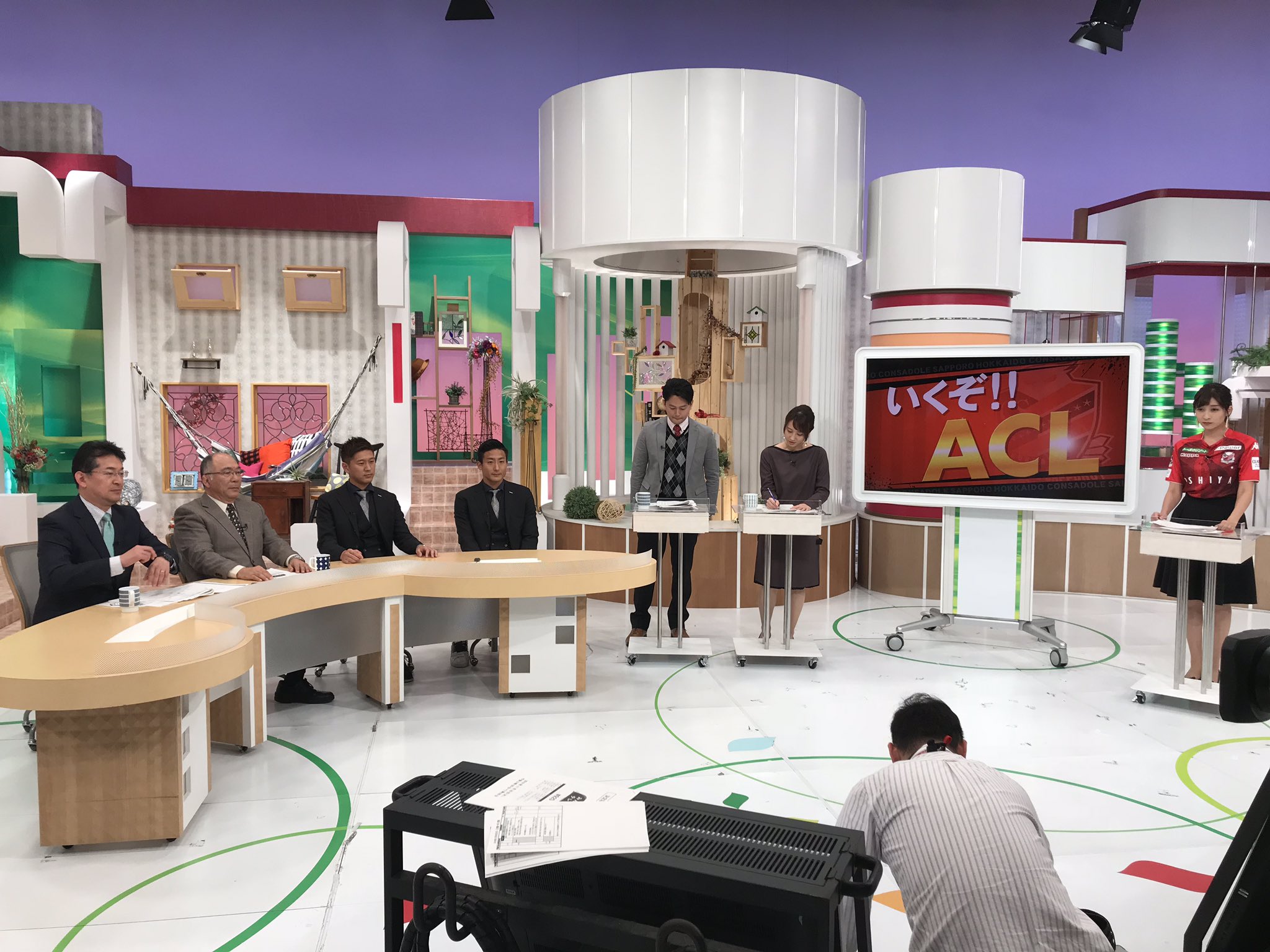 北海道コンサドーレ札幌公式 Acl出場権がかかる広島戦の中継局はuhbさん 今夜はuhb みんなのテレビ に宮澤選手と都倉選手がスタジオ生出演しました 12 1 土 14 00 札幌ドーム 広島 トーホウリゾートサンクスマッチ 詳細https T Co