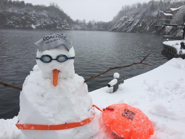 Count down to Christmas has begun at Outdoor Swimmer. From the 1-17 Dec we'll be sharing winter training tips, gear reviews, nutrition advice &amp; more. Share AND like a post &amp; get entered into a draw each day to win some fantastic prizes. Subscribe &amp; u get entered to win a <a href="/dryrobe/">dryrobe</a>