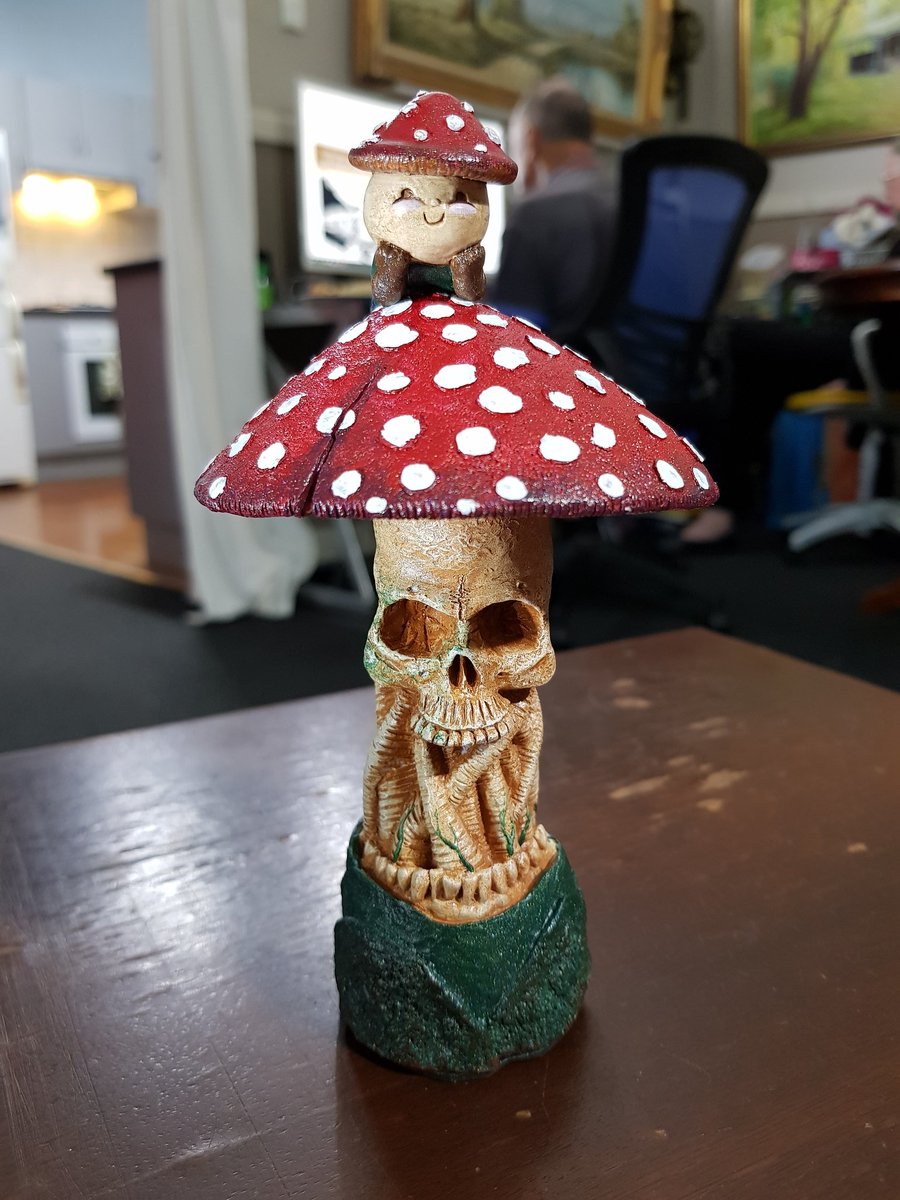 Hursticon's tweet image. Few things are more exciting to arrive home to, than a package from the United States, courtesy of @GeorgeGaspar of doublegtoys.storenvy.com 😃

Just going to say - "Deathcap for Cutie" is incredible and still available!

Grab yourself one! 💀🍄😊

#Glyos #ArtToy #SkeletonWarriors