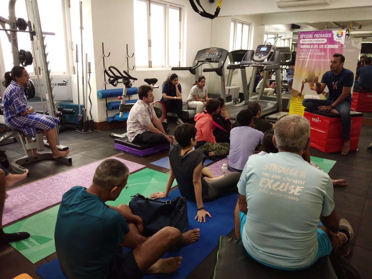 HEALinstitute's tweet photo. Runner's workshop held at @HEALinstitute Colaba by expert therapists and Mr. Shayamal Vallabhjee on 25th November for runner's to max their potential. Here are the snippets. To know more call us on our toll-free number -1800 212 4325
#RunnersWorkShop #FitnessSessions https://t.co/VbdinhF6ru