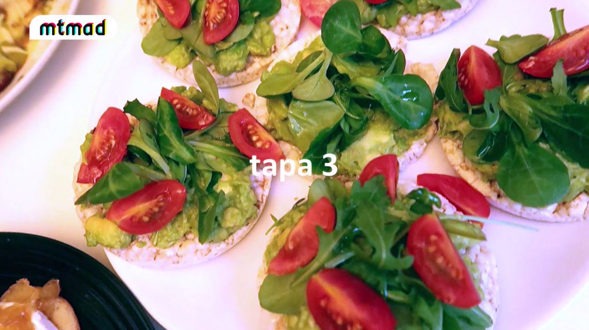 mtmad's tweet photo. RT si crees que la tapa ganadora de hoy del #Rodéanos84 es la de Marc: Tortitas de arroz al guacamole especial ❤️ https://t.co/RYEZ2daMIs https://t.co/ksWDpHKf38