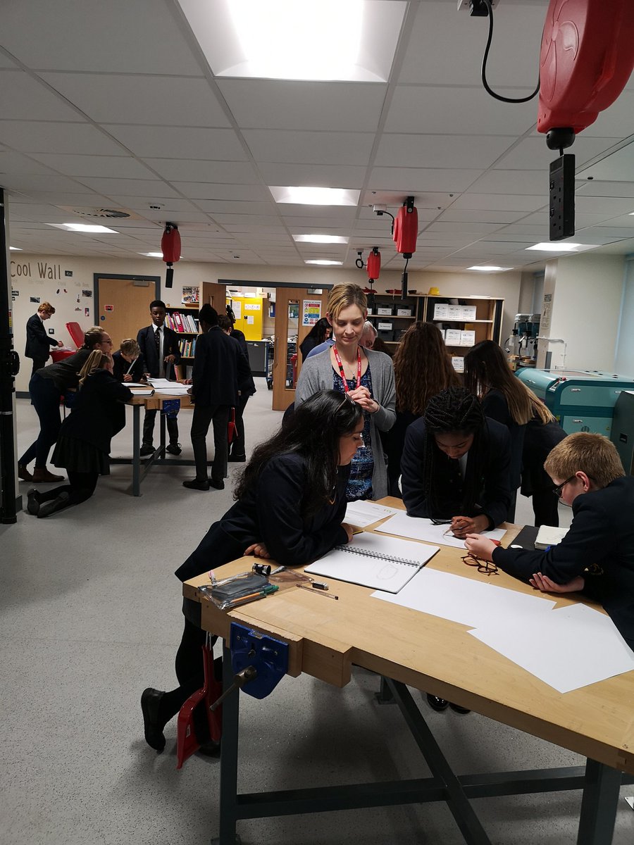 DandT_FP2's tweet image. Workshop day 3 of our #designlabnation project. In school with the team from @The_Herbert and @V_and_A