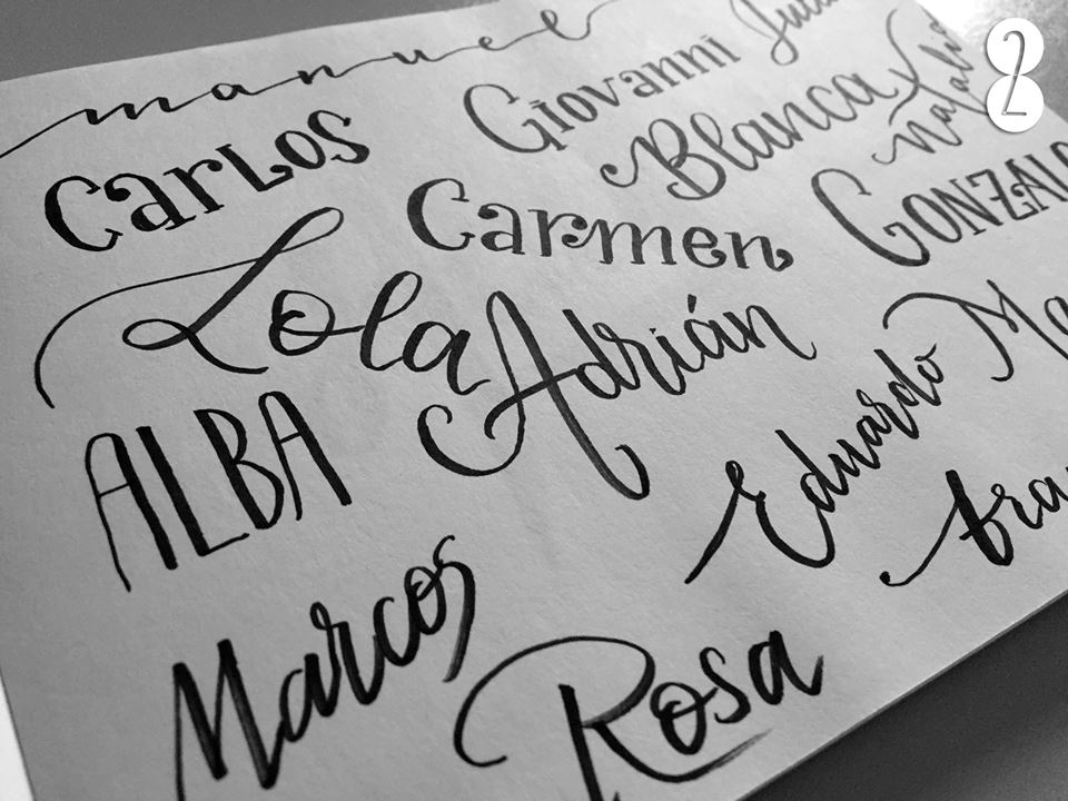 TudosCom's tweet photo. Aunque aún estemos en noviembre.... pero ya hemos comenzado la temporada de Comuniones...💙

¡Qué nos gusta una invitación bonita, original y única!✍️

#escritasamano #diseño #Comuniones2019 #design #designer #handmade #nohaydosiguales https://t.co/jxHjp86uOK
