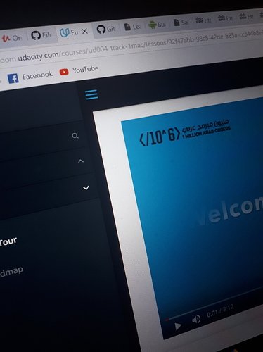 NonyaOfficial's tweet photo. One Million Arab Coders Front-End Track I am learning Inside my room 👩💻 All the time I love study in my home 👓📒📚☕️ #1MAC_community #1MAC https://t.co/BOinB6RRti