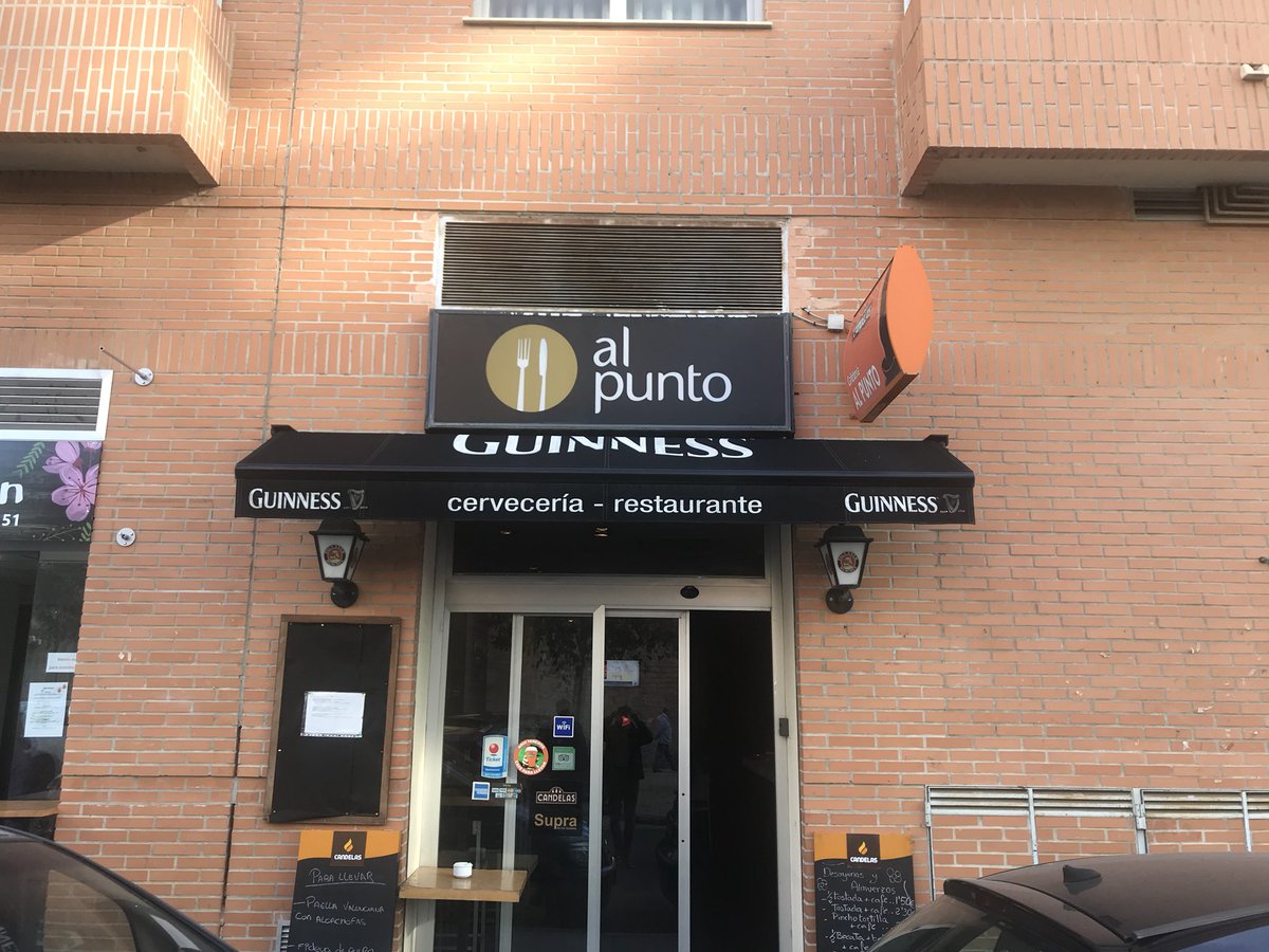 Espectacular tortilla de patata y cebolla en <a href="/AlPuntoValencia/">Restaurante Al Punto</a> (zona nuevas consellerias). Un descubrimiento! #culturadelalmuerzo #Valencia