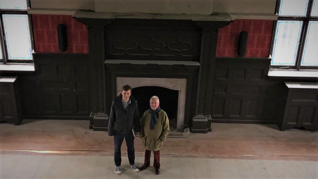 Great to visit the <a href="/RoyalBellHotel/">The Royal Bell, Bromley</a> last week with Cllr <a href="/will_harmer/">Will Harmer</a>. A really exciting project that would restore a vacant and neglected historic building in the heart of Bromley High Street.