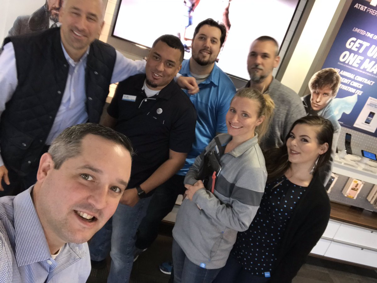 biz_patrick's tweet photo. Great visit with @Jeffgoldstein55 to my biggest producing store in SJ @NewVilleNJ !! https://t.co/jCAMkh7aAB