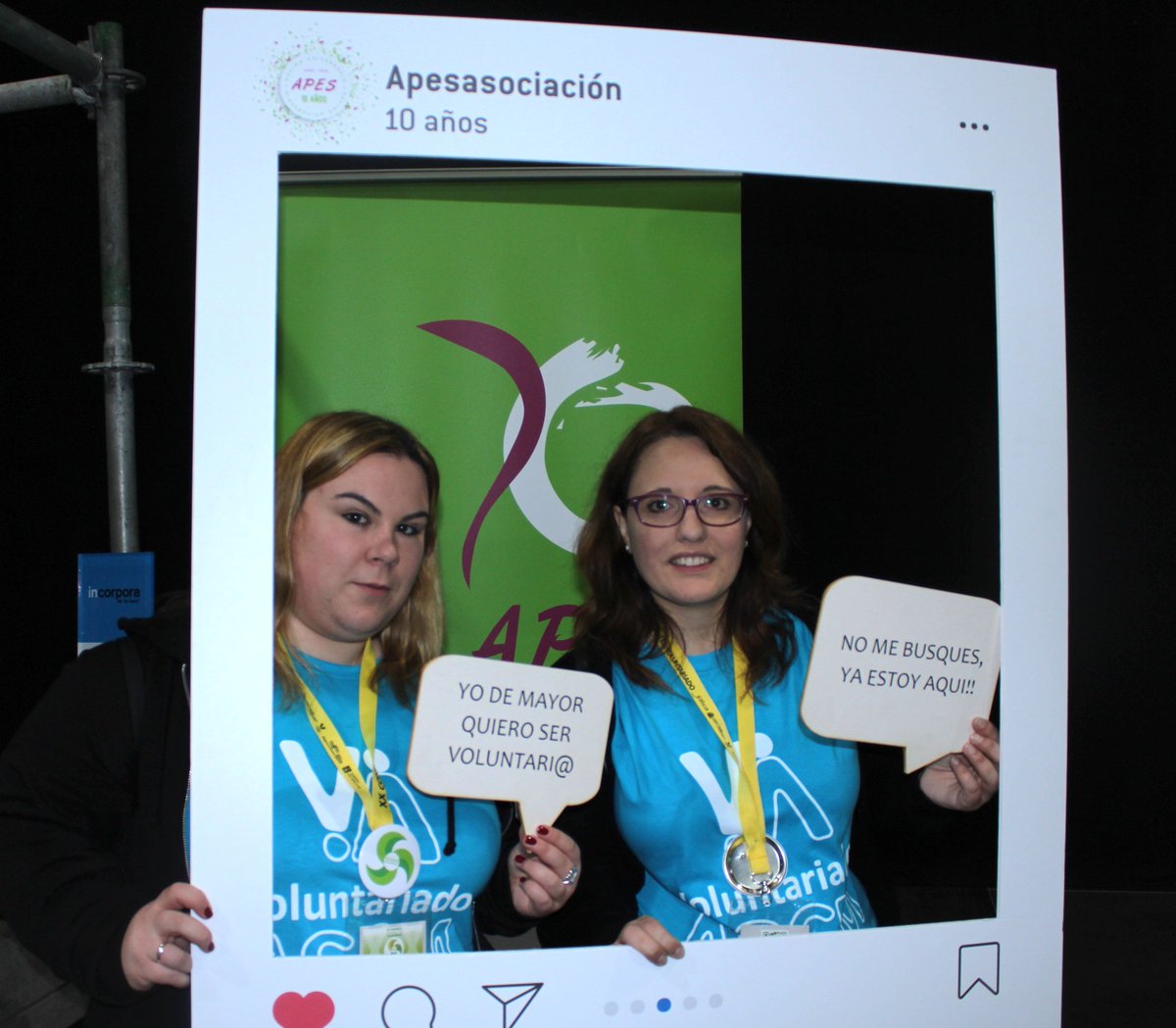 ApesSocial's tweet photo. Magnífica experiencia en el @CEVGalicia2018. Gracias a todas las personas que se han acercado hasta @expourense interesados por el #voluntariado y la actividad de @ApesSocial. #EnganchatealVoluntariado #CreamosConcienciaSocial https://t.co/olzZmZ88AO