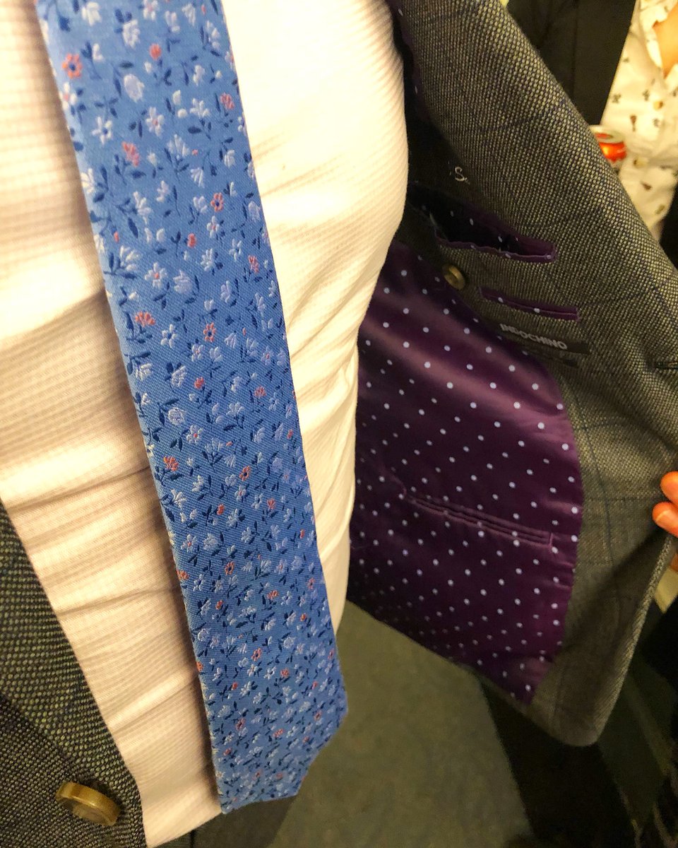 BCLegStyle's tweet photo. Details for daayyyysssss #bclegstyle #bcpoli https://t.co/AE1TnY35du