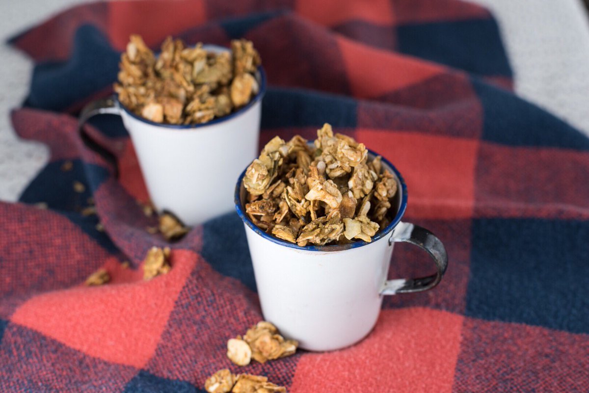 realgranolas's tweet image. Coziest #afterschoolsnack ever? Yep. Ever. #coconola #grainfree #glutenfree
