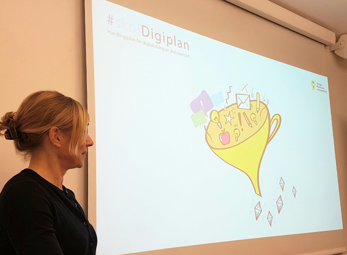 Så spännande med första digitala rådslaget för förskolan med <a href="/angen_s/">matti</a> SKL:s förskolenätverk och inbjudna deltagare <a href="/skolDigiplan/">Nationell handlingsplan för skolans digitalisering</a>
