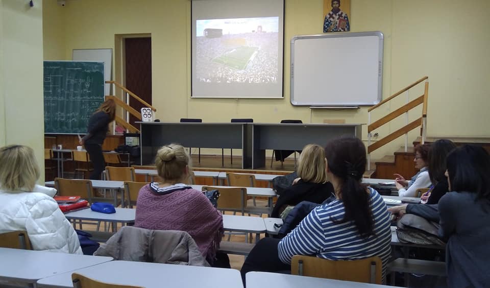 NGOLibero's tweet photo. U okviru projekta VIRTUELNO POSTAJE STVARNOST održane su radionice u tri beogradske škole. Nastavnici, psiholozi i pedagozi iz  imali su prilike da se informišu o digitalnoj komunikaciji, digitalnom nasilju i načinima za prevenciju i reagovanje na digitalno nasilje. https://t.co/UDG6ylCe2R