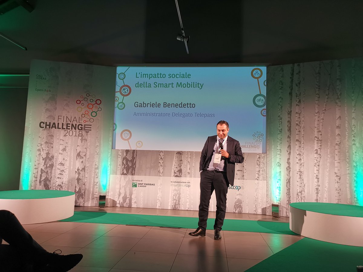 FjonaCakalli's tweet image. Sul palco Gabriele Benedetto, AD di #telepass, racconta la smart mobility vista dagli occhi di &quot;un dispositivo che ha quasi 30 anni di vita&quot; 🌱 #Call4Ideas #OpenFab @BNPPCardifIT
