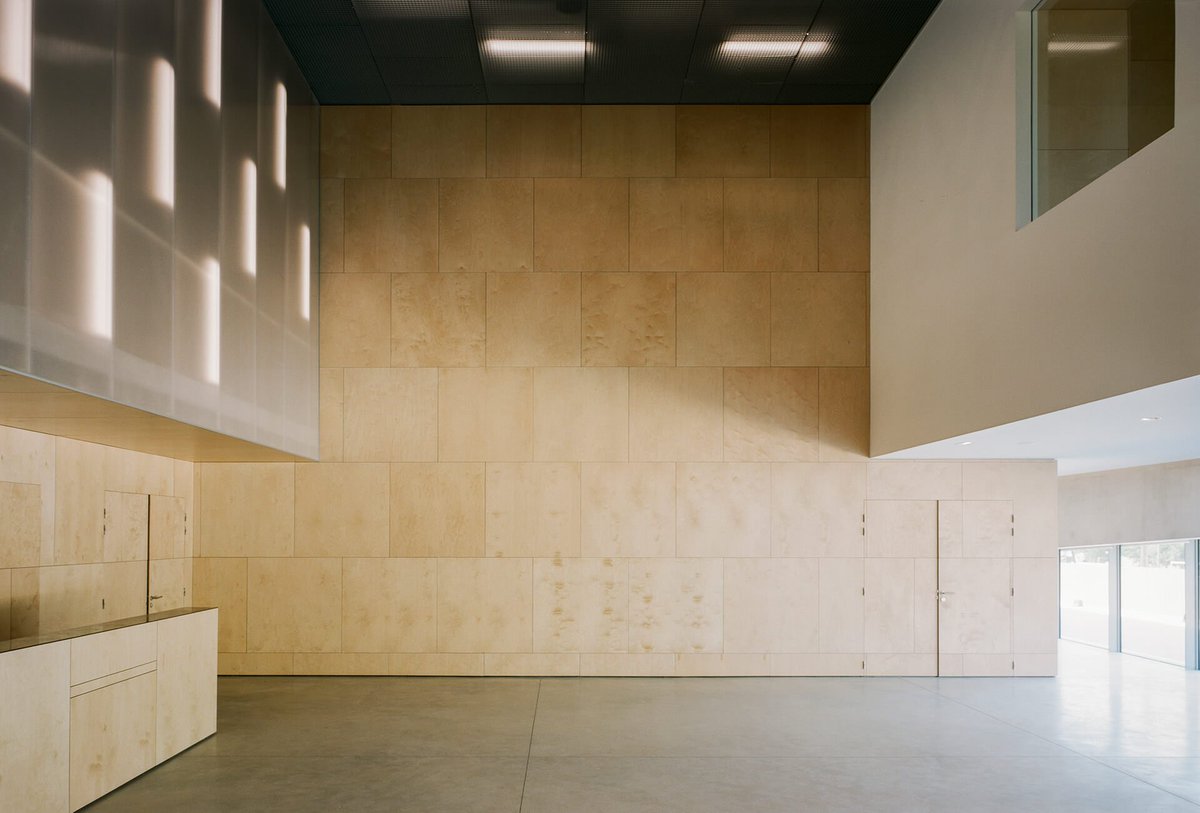 Framepublishers's tweet photo. This new theatre is changing the landscape of the Paris suburbs https://t.co/LCJoz3lY9q #Paris #Institution #frameweb https://t.co/DpM48OJ1K6