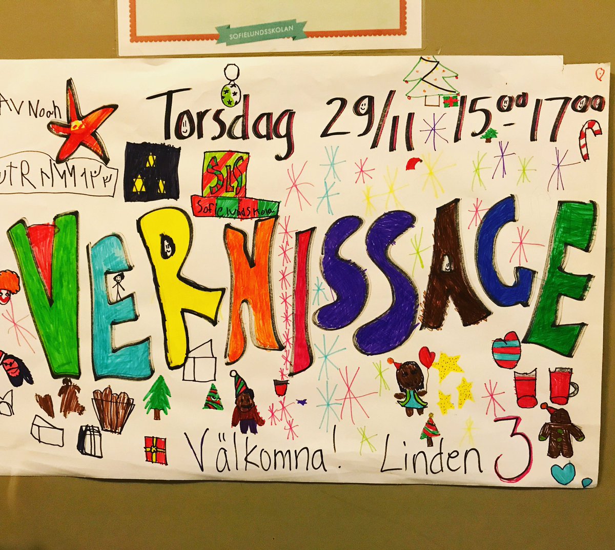 LenaPalovaara's tweet image. Studiebesök från Norge på fm #stl #programmering och vernissage på em #åk3 #solskol #sofie123 ”klapppåaxeln” @karin_wenger @AnnaLundholm1