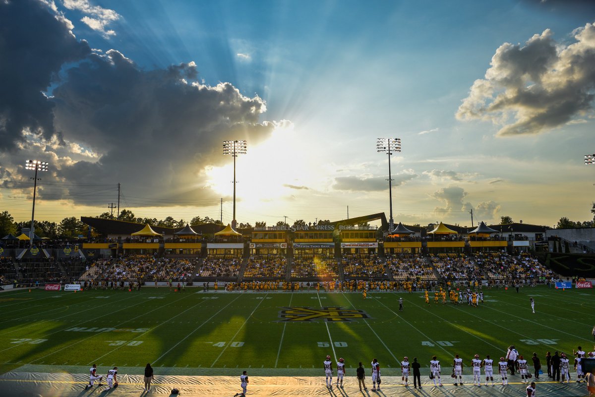KSUOwlNation's tweet photo. This "Field of the Year" award is starting to become a habit! 

That's 4⃣ straight years!

Details » https://t.co/4YCKJhlo5z

#GoldStandard https://t.co/LJawqDENj5