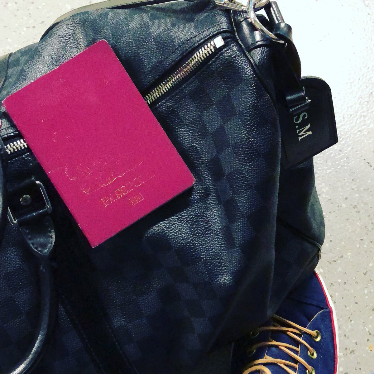 Shaun Murphy (@Magician147) on Twitter photo 2018-11-29 17:16:24 Off to Paris for the Ferrero Roché convention Off to Paris for the Ferrero Roché convention