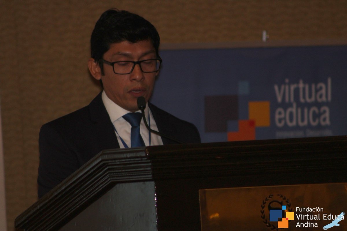 vea_fun's tweet photo. Benigno Gonzales Villavicencio, Asesor principal de la Congresista Leyla Chihuan 1°ra Vicepresidenta del Congreso de la República del Perú, presentando el Tema: “El Deporte como medio para el Desarrollo Personal e inclusión Social en la Era Digital”. https://t.co/UYdafn5hdx