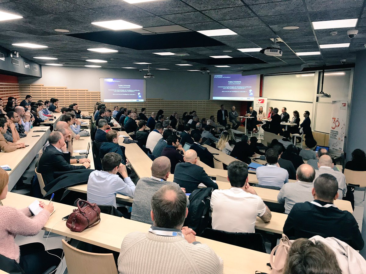 TVT_Innovation's tweet image. L’intelligence artificielle : un sujet qui intéresse à #Toulon ! Vous êtes 150 ce soir pour échanger sur le sujet et découvrir 6 #startups qui utilisent l’#ia. | #afterworkia #frenchtechtoulon #innovation