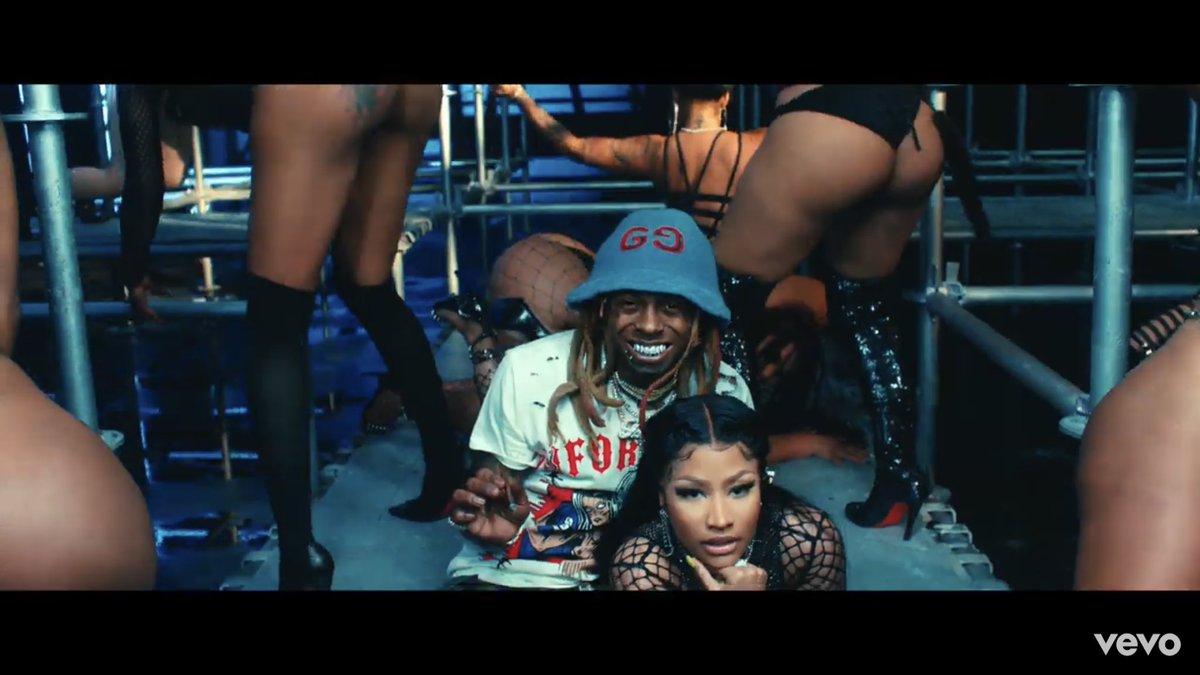 MarajBall's tweet photo. I tried ss some good ones. But my wig is in space @NICKIMINAJ #GoodFormDay #GoodFormTHURSDAY #GoodFormChallenge #GoodFormVIDEO https://t.co/MVBNyogWy0