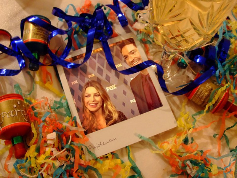 Happy birthday to Lauren German> 40 years old today      