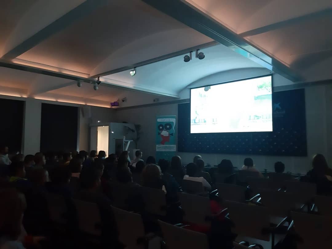 inclusfestival's tweet photo. Activitats escolars dins l'#inclus2018 :) #festivales #cine #educacion #escuela #Barcelona https://t.co/6gsGo4a8eE