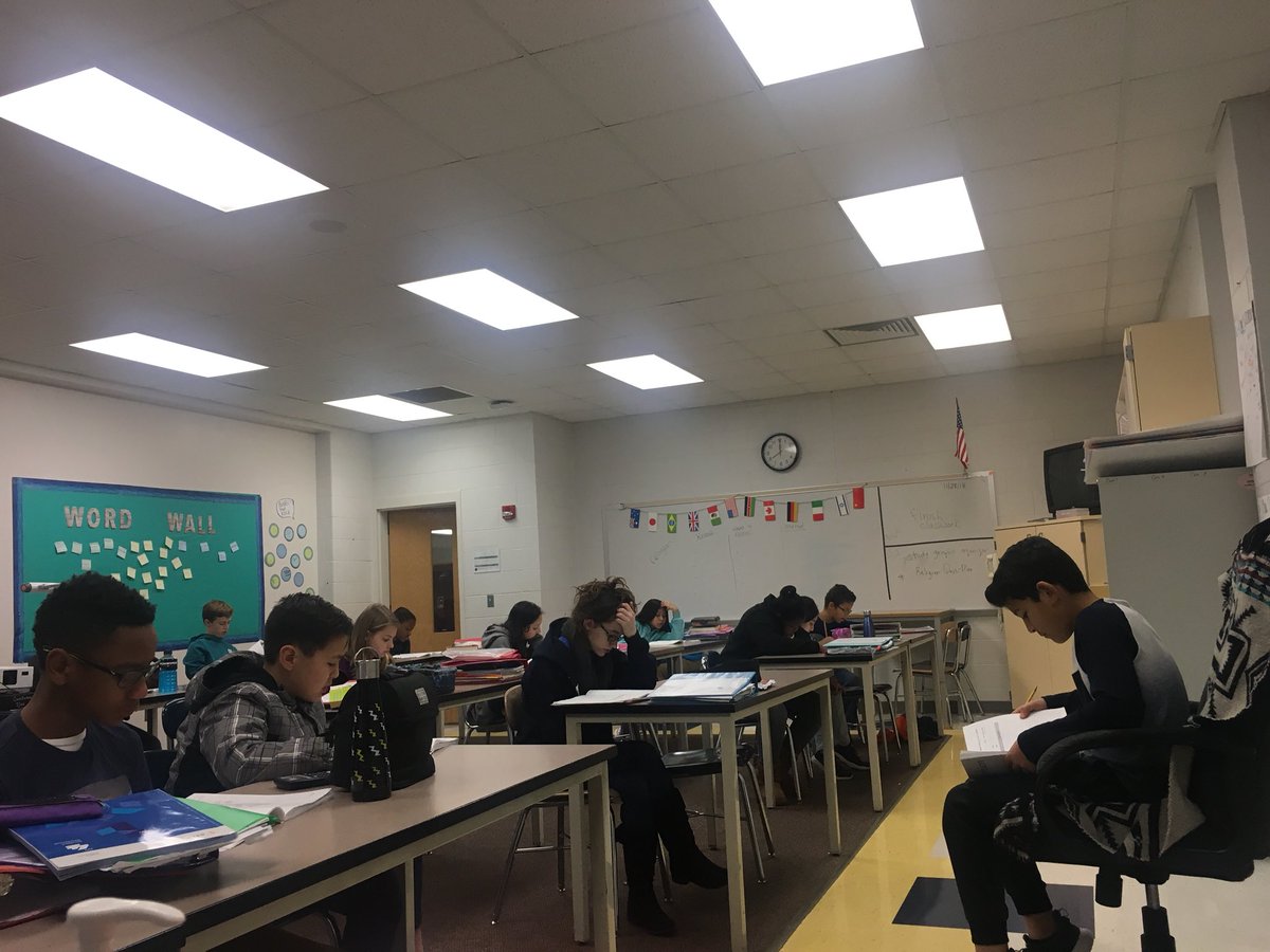 HallCCMMS's tweet photo. Students learn when they teach others! https://t.co/V8cV8GH7gw