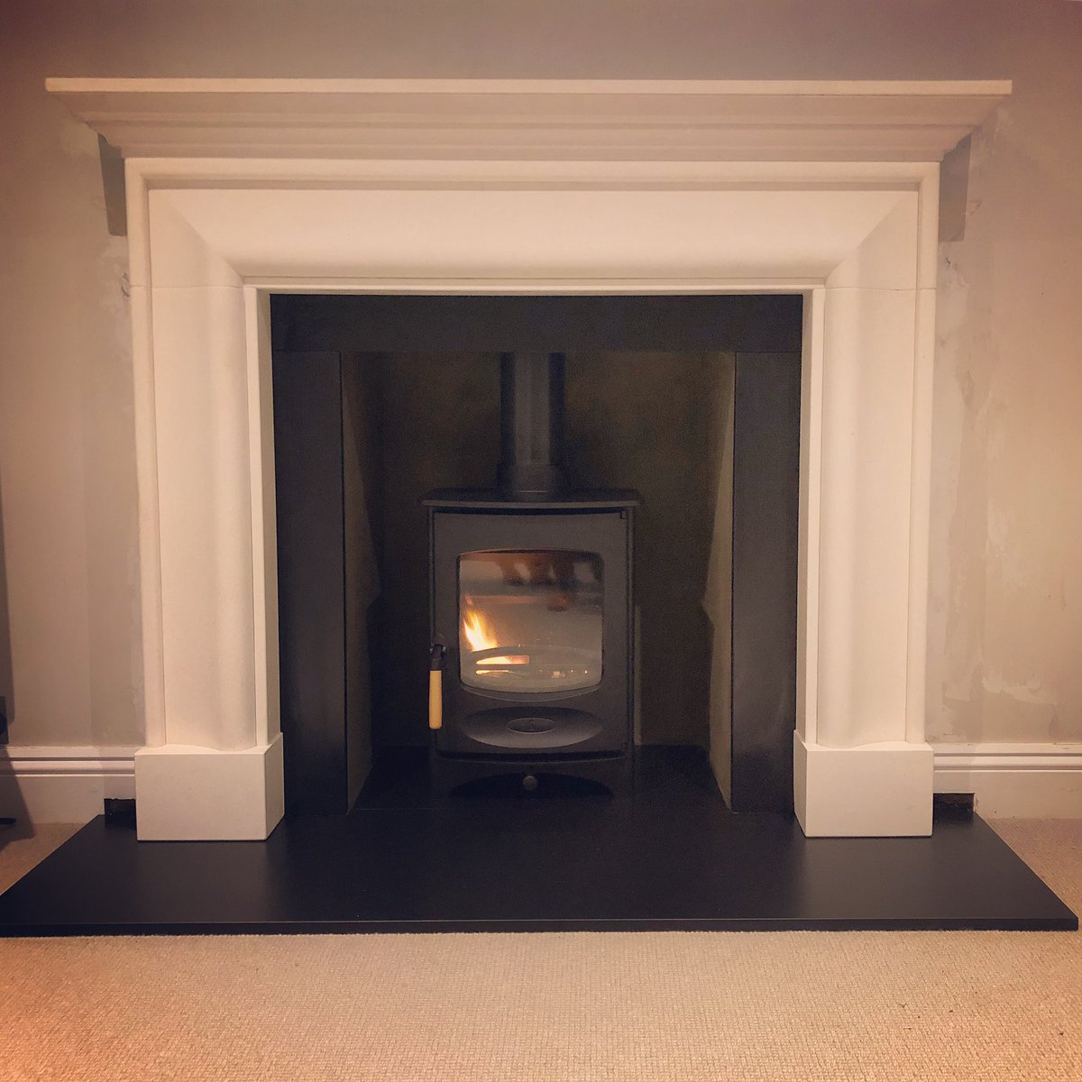 surreyfires's tweet photo. Nothing better than getting the full works on display! With the supply from @CharnwoodStoves and @capital_fp we’ve turned this fireplace into a beauty! 🔥🔥

#Woodburning #Stoves #Surround #Slate #Limestone #HETAS #DEFRA #Fire https://t.co/ZOYmembxVG