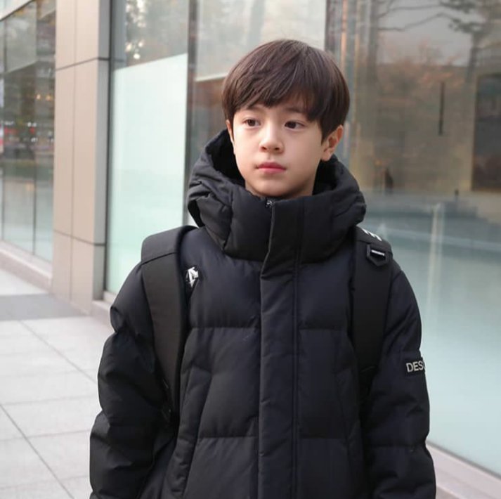 mid_nightblue's tweet photo. เจโน่ที่อายุ 9 ขวบ https://t.co/pqZbedYAxq