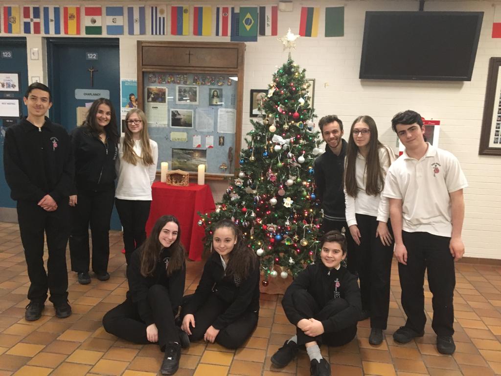 Our Chaplaincy team getting into the Christmas spirit🎄