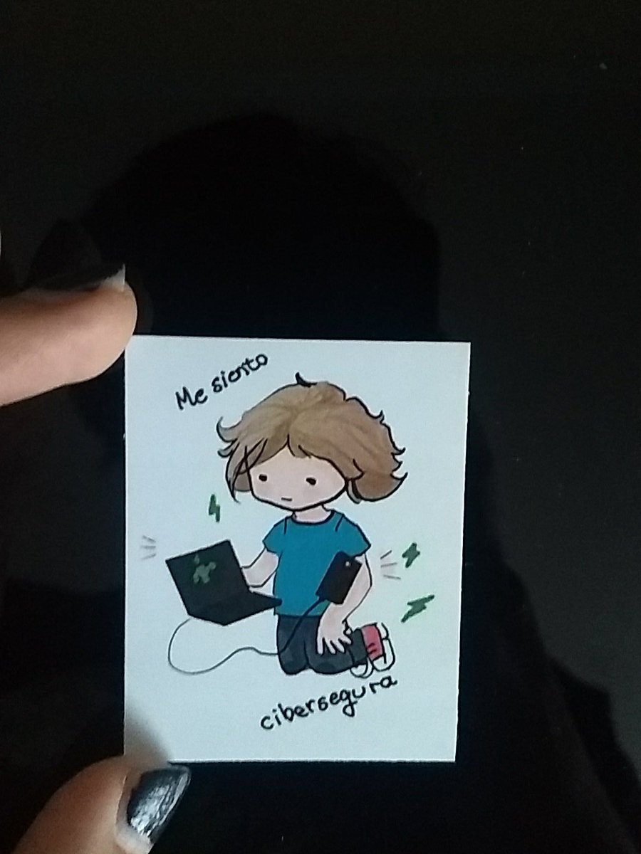 Terceranexus6's tweet image. So I have some free stickers to give away in Spanish that says &quot;I feel cybersecure&quot; (using female sufix) if you want one, just ask for it. They are promotional from @inter_ferencias.. I&apos;m a red-haired tiny girl with the t-shirt shown in the pictures. #deepsec