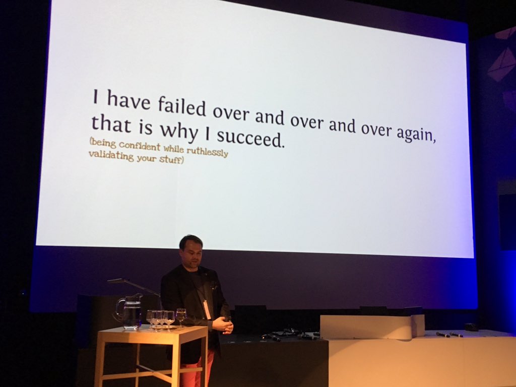 Inspiroimassa <a href="/tanelitikka/">Taneli Tikka</a> ”Kasvuyrittäjyys tapahtuu mukavuusalueen ulkopuolella. Työ ja muu elämä kannattaa pitää kuitenkin tasapainossa. Hyvä myös muistaa, että kaikkea voi oppia. Onnistumiseen voi löytää aina toisen tien.” @AvidlyFI Inspiration Day #tomorrowbound #avidlyagency