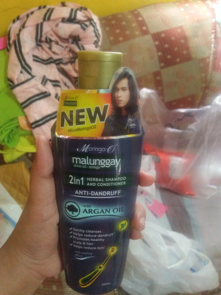 ElXiuuu99's tweet photo. napabili ako.  Marupok kase ako pagdating sayo 😂😂 @abraofficial #moringa02 https://t.co/hAZTXo7gpV