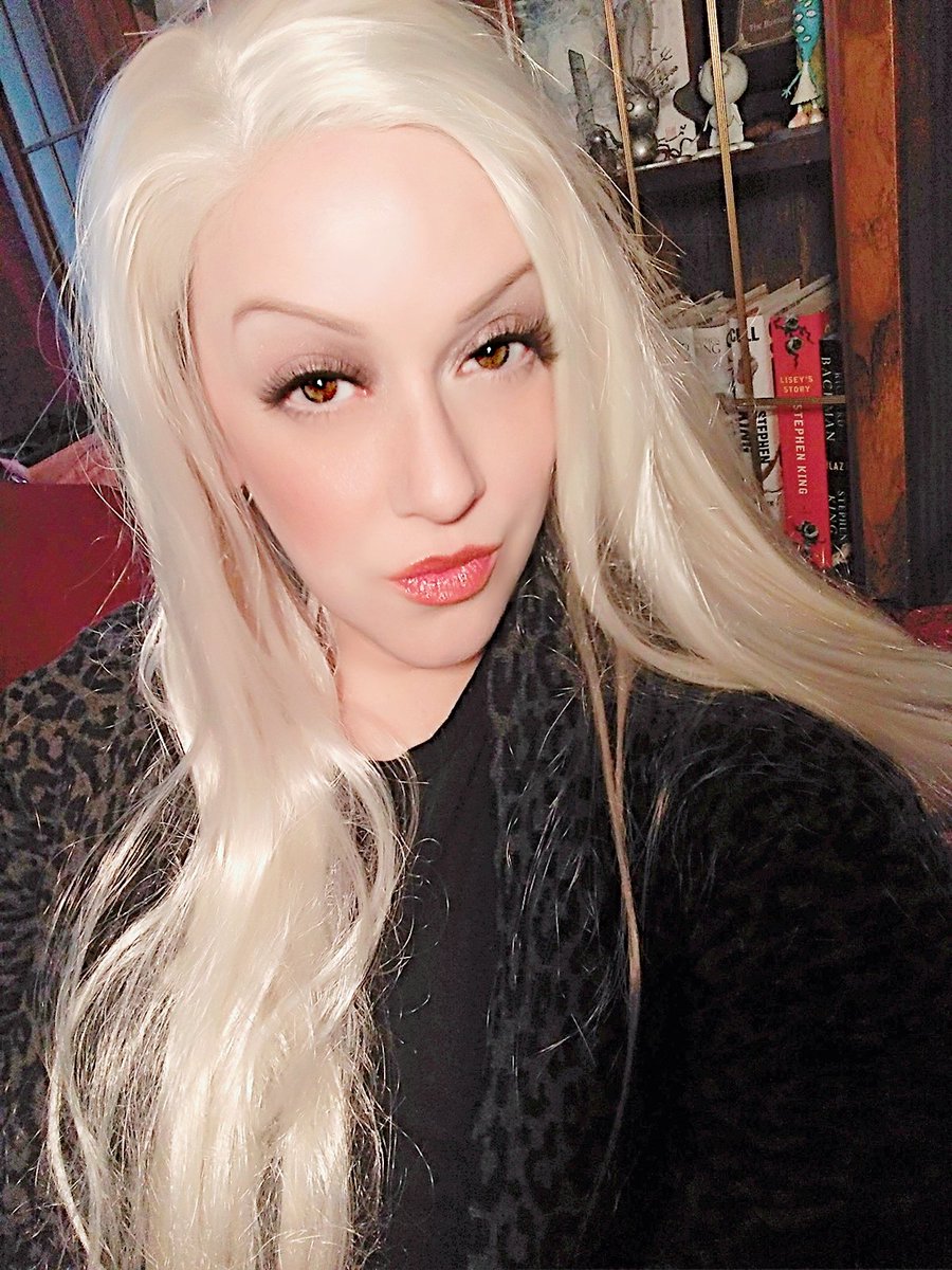 Lexie86 On Twitter Wow You Look Incredible With Blonde Hair But