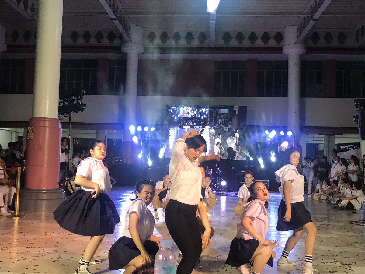 CEUmanila's tweet photo. Witness the #USCWeek2018 #USC4Di dance competition happening here at the SAC! https://t.co/yVFYgDJJ29